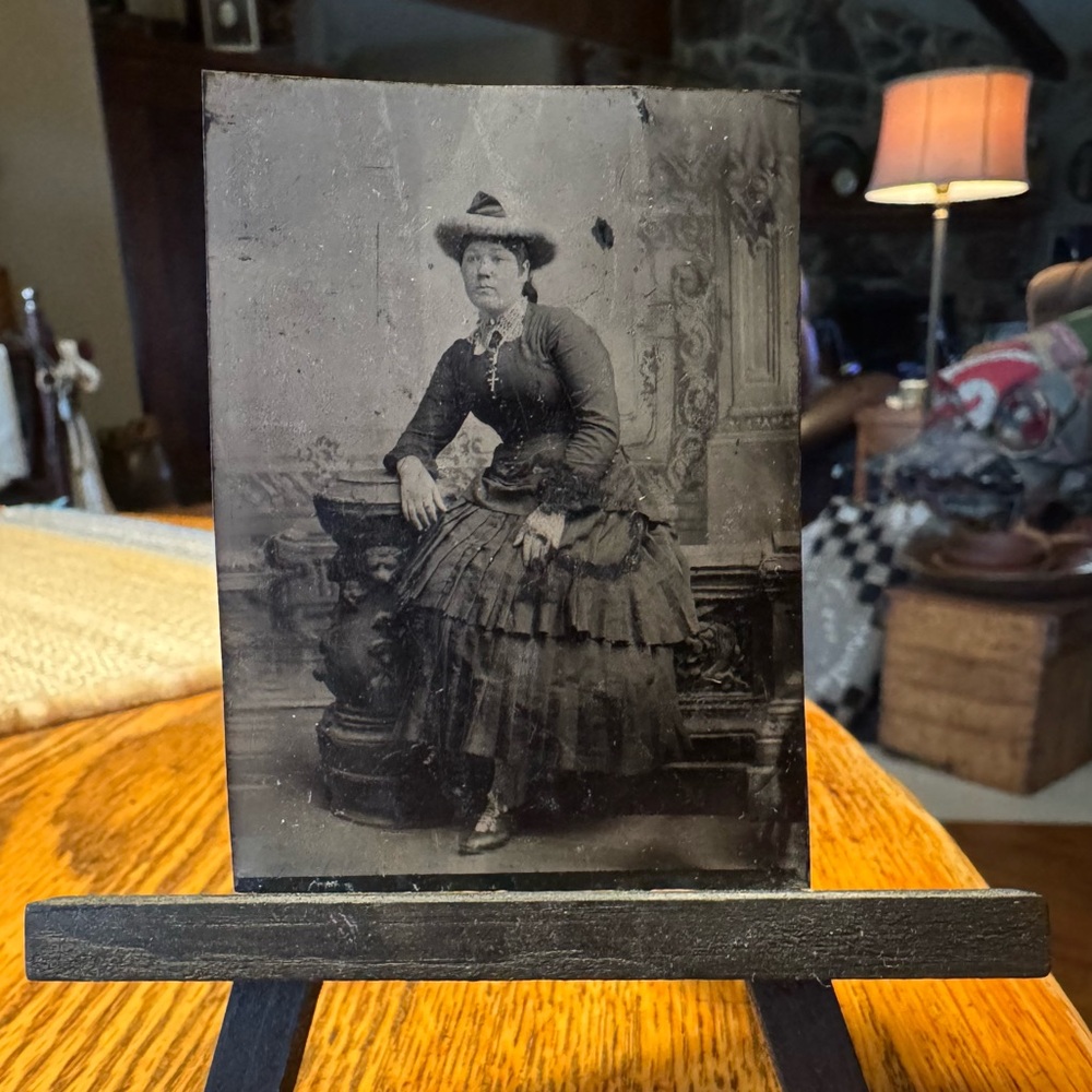 Antique Victorian Tintype Portrait - Ferrotype Photograph